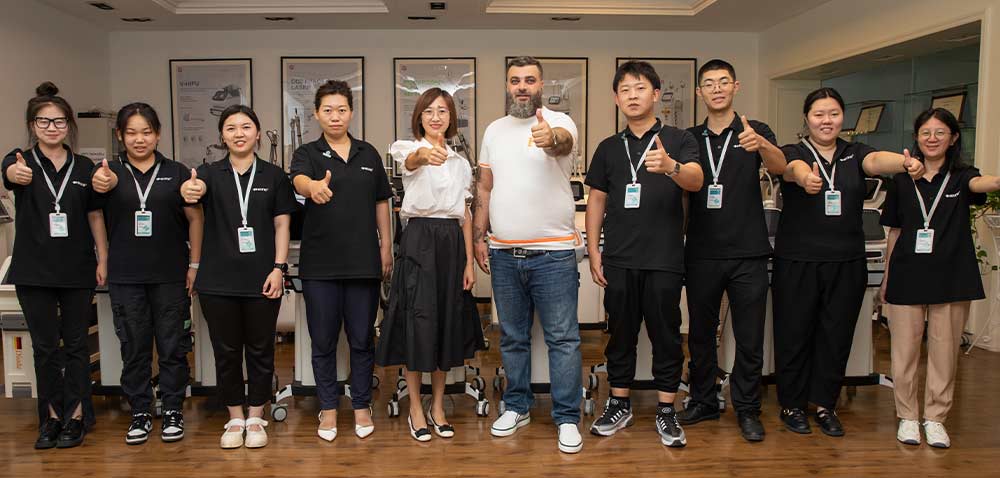 Welcome to Zheone, our esteemed Russian guests!