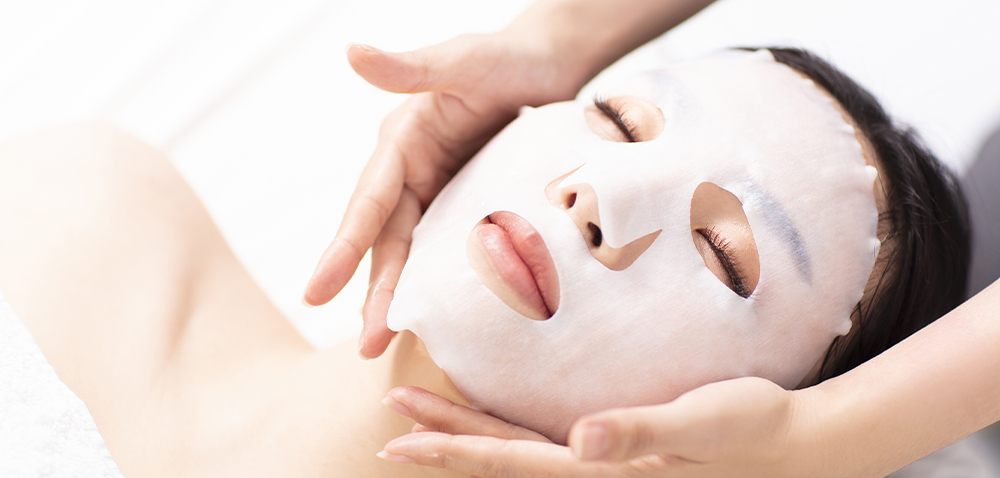 Photoelectric Therapy Safety Knowledge – Preoperative and Postoperative Precautions for Gold Microneedle Treatment of Acne Scars and Large Pores